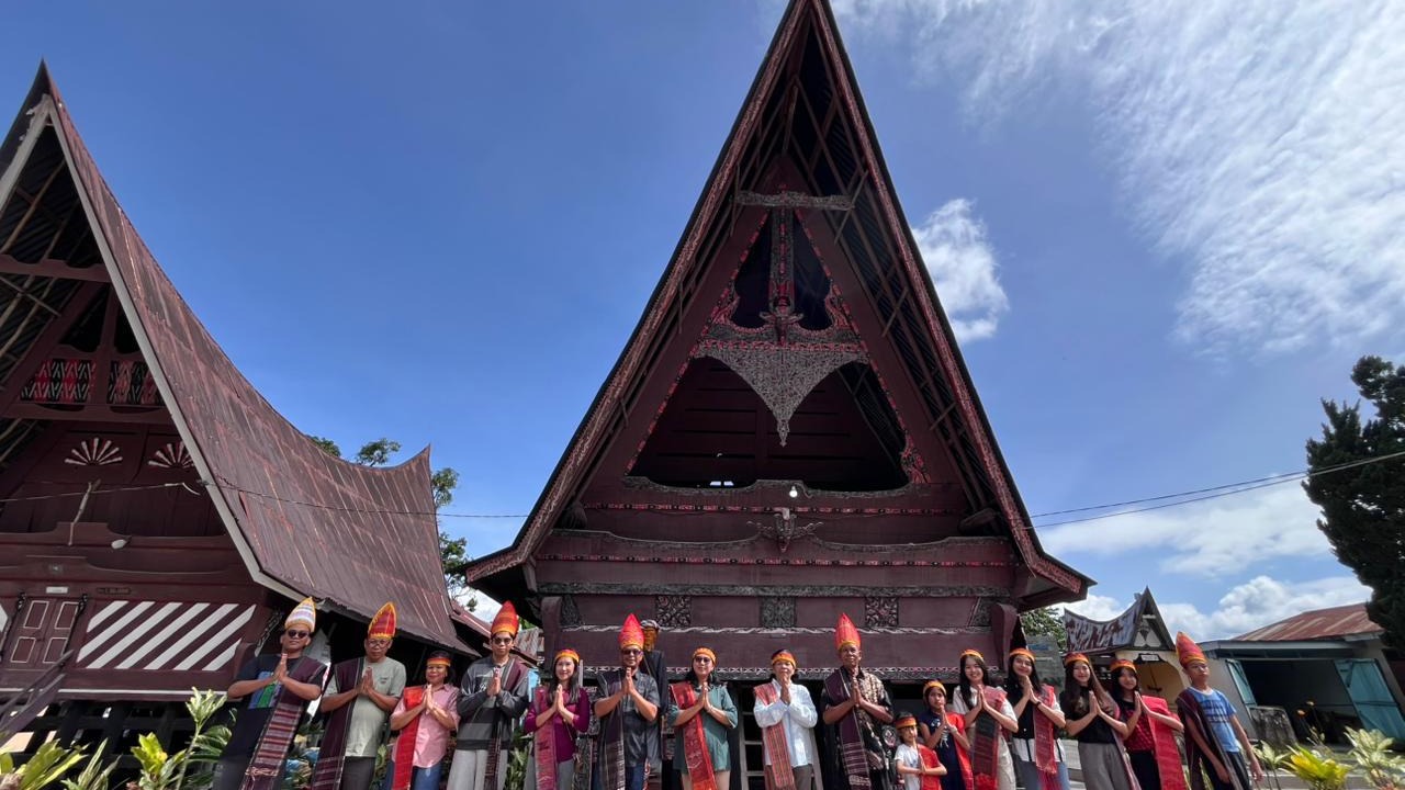 4D3N MEDAN - DANAU TOBA - BERASTAGI - Image - 10896